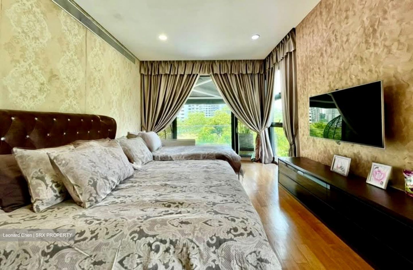 Grove Drive (D10), Terrace #544613911